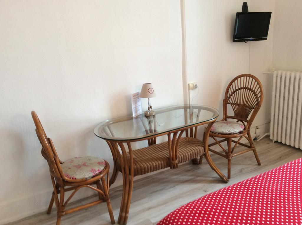Hôtel H\u00F4tel de la Paix à Limoges Extérieur photo